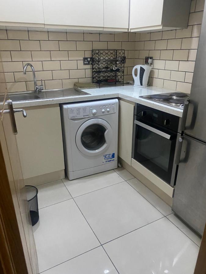 Dudley Apartment *